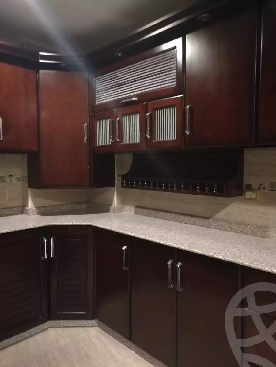 https://aqarmap.com.eg/en/listing/5360420-for-rent-cairo-new-cairo-gharb-el-golf-alaa-elsaadany-st