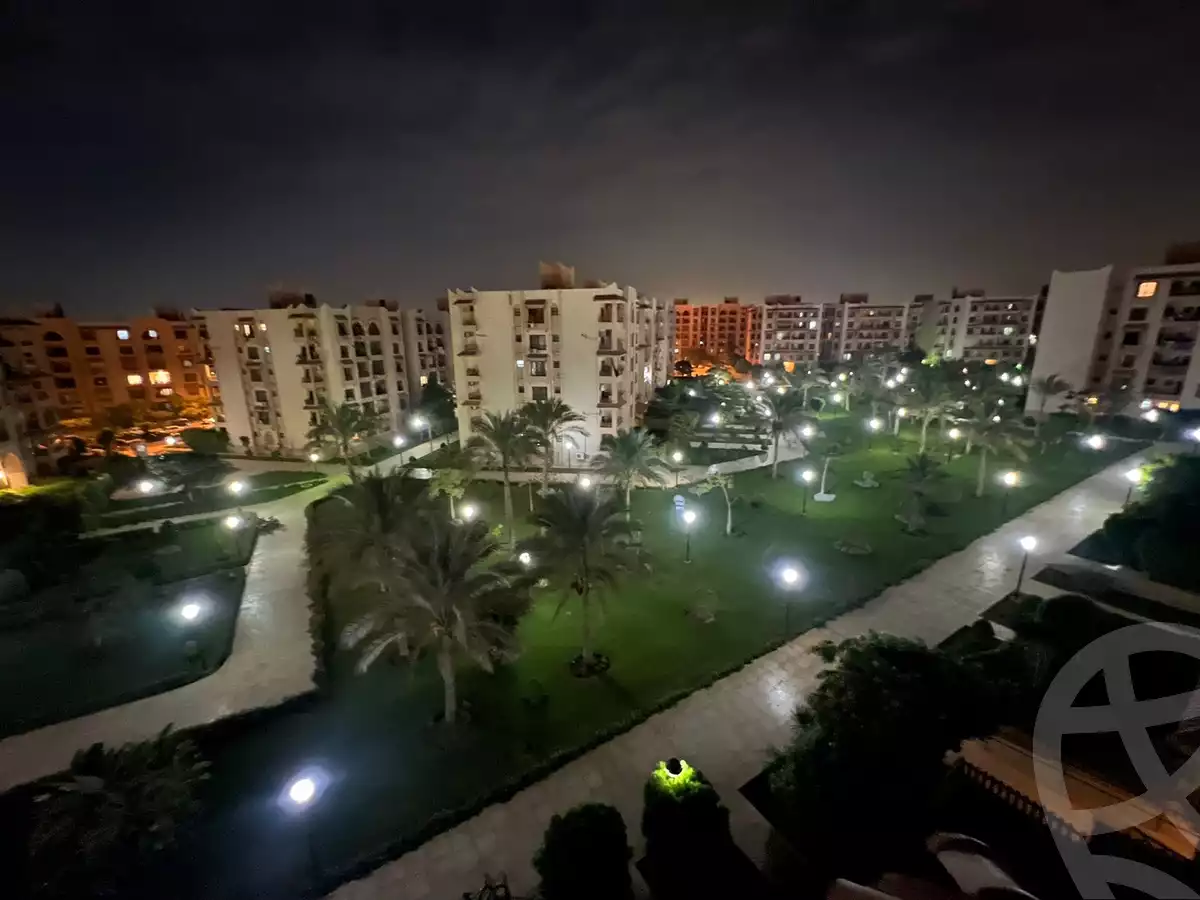 https://aqarmap.com.eg/ar/listing/5361088-for-rent-cairo-new-cairo-lrhb-city-phase-5-ibn-al-nafees-st