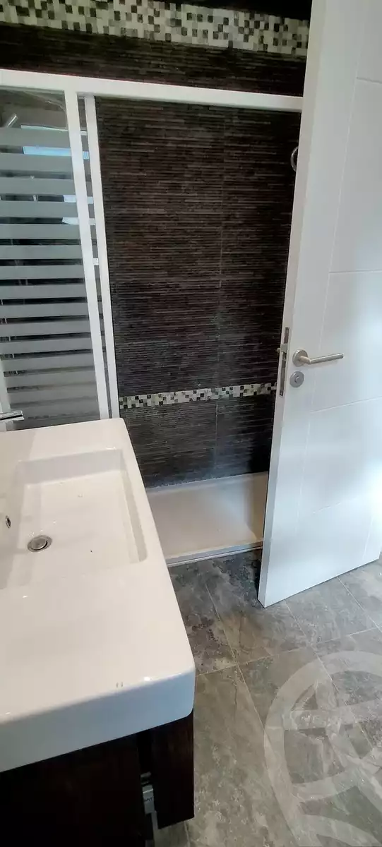 https://aqarmap.com.eg/en/listing/5361938-for-rent-cairo-al-zamalek-mohamed-mazhar-street