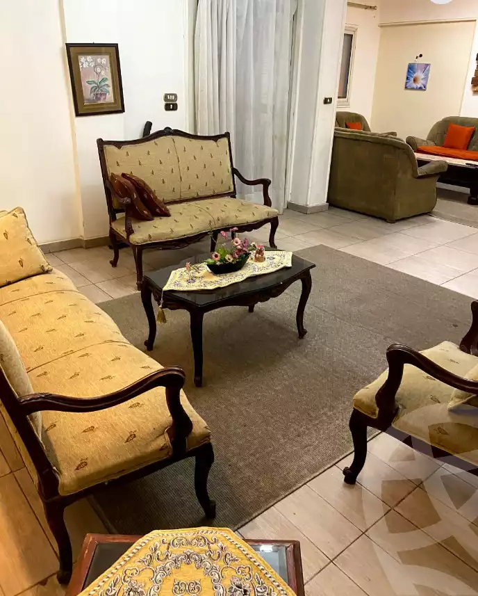 https://aqarmap.com.eg/en/listing/5363098-for-sale-cairo-heliopolis-el-mahkama-square