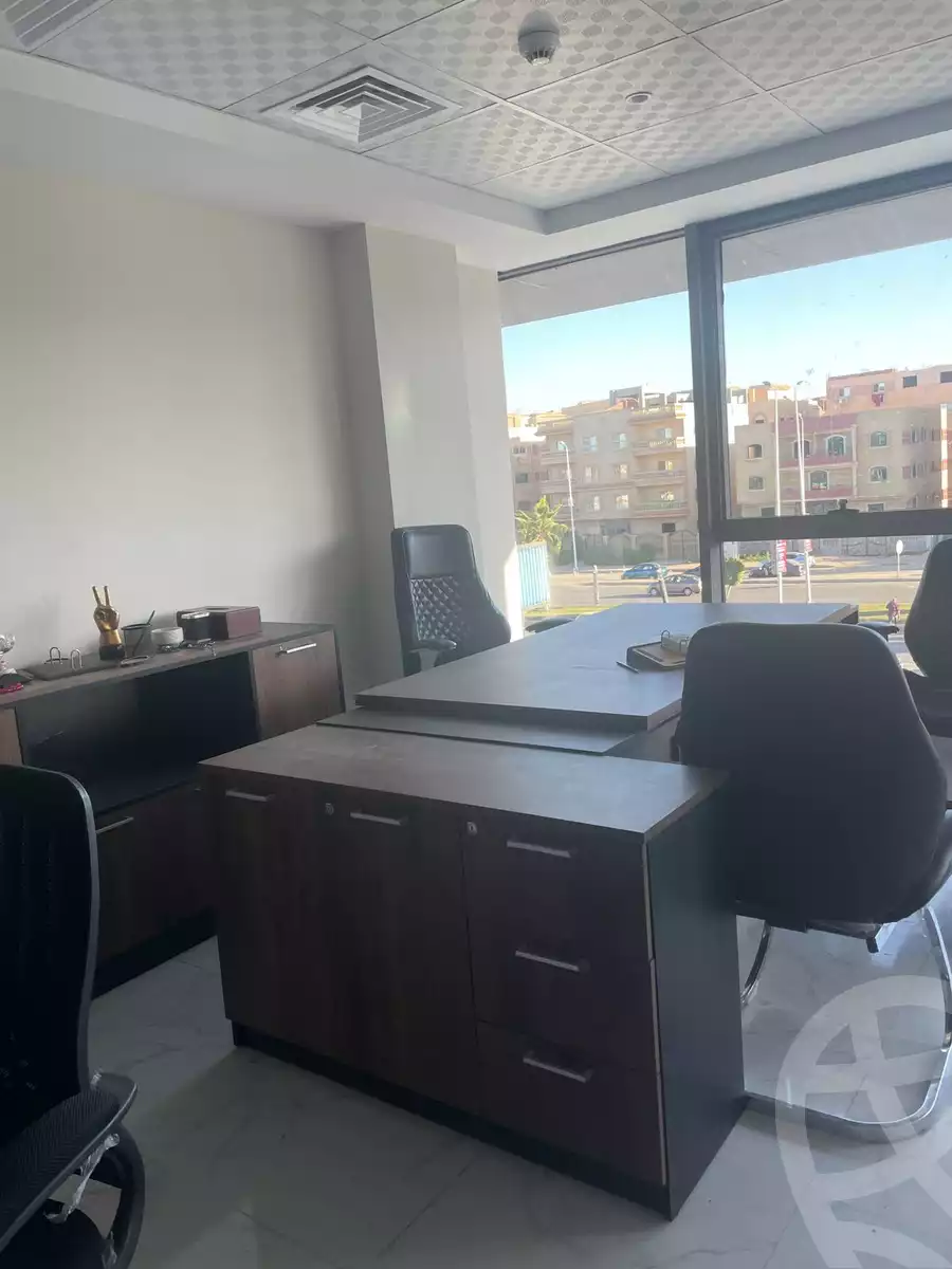 https://aqarmap.com.eg/en/listing/5363421-for-sale-cairo-el-sheikh-zayed-city-compounds-dh-jyt-blz-mykwn-llttwyr