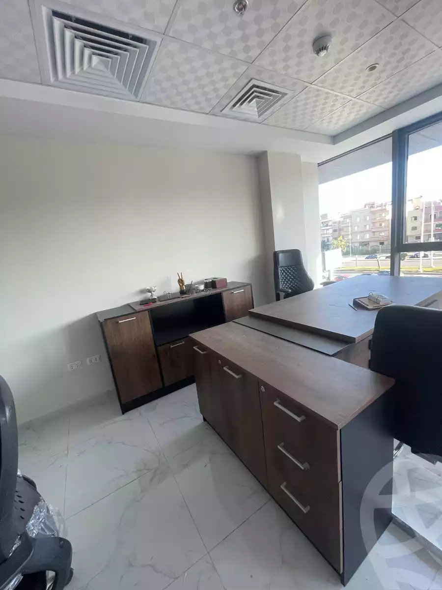 https://aqarmap.com.eg/en/listing/5363421-for-sale-cairo-el-sheikh-zayed-city-compounds-dh-jyt-blz-mykwn-llttwyr