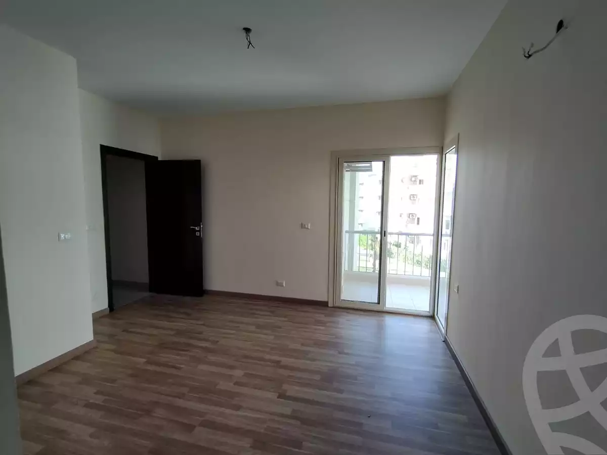 https://aqarmap.com.eg/en/listing/5363647-for-rent-cairo-el-sheikh-zayed-city-compounds-dh-drys