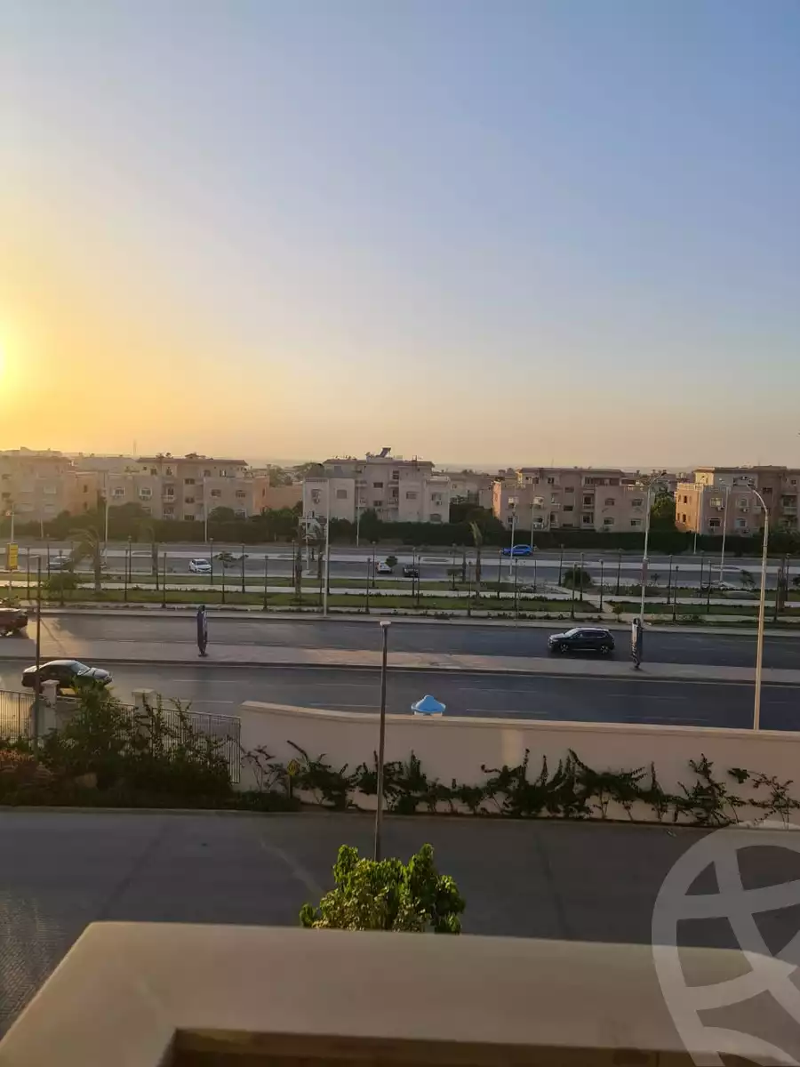 https://aqarmap.com.eg/en/listing/5363900-for-sale-cairo-6th-of-october-compounds-mall-of-arabia-marakez