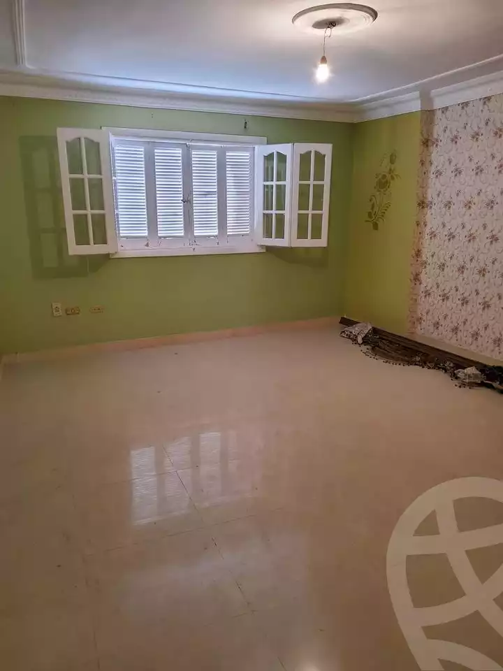 https://aqarmap.com.eg/en/listing/5364346-for-sale-alexandria-ganaklis-shr-mrtdy-bsh
