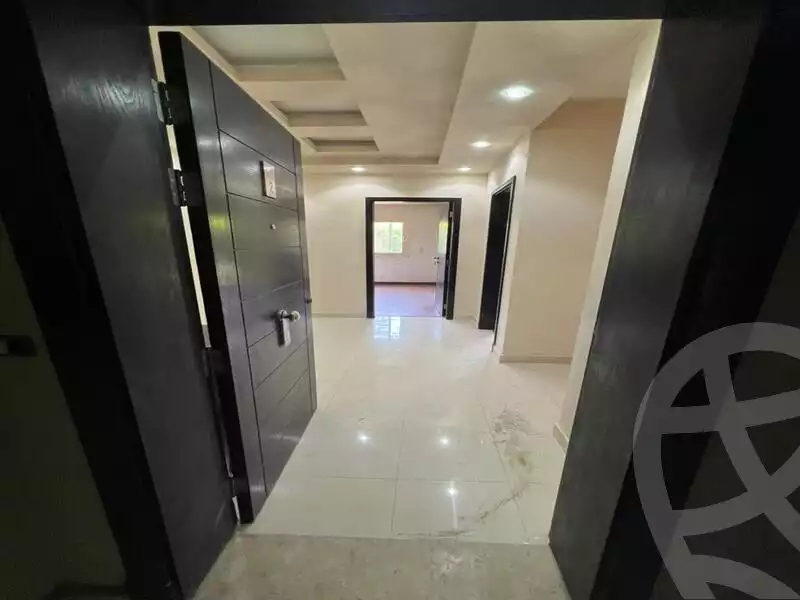 https://aqarmap.com.eg/en/listing/5367628-for-sale-cairo-el-sheikh-zayed-city-compounds-dh-drys
