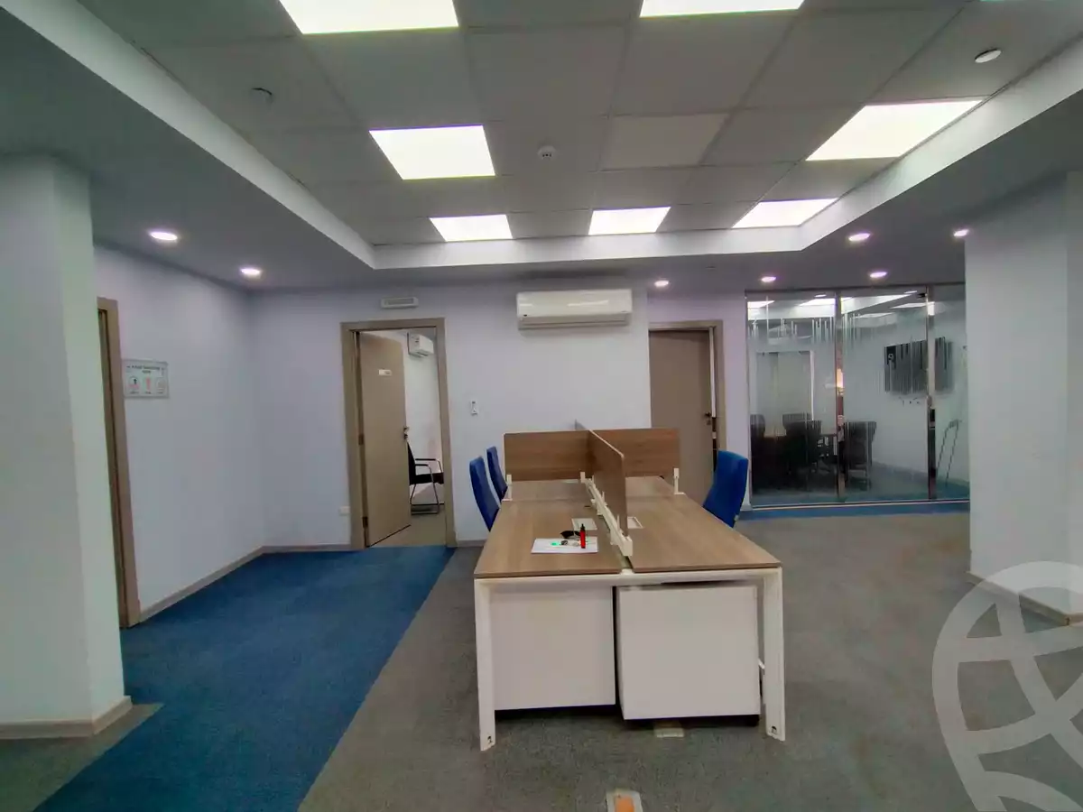 https://aqarmap.com.eg/en/listing/5368647-for-rent-cairo-el-sheikh-zayed-city-compounds-the-courtyard-mall-dorra