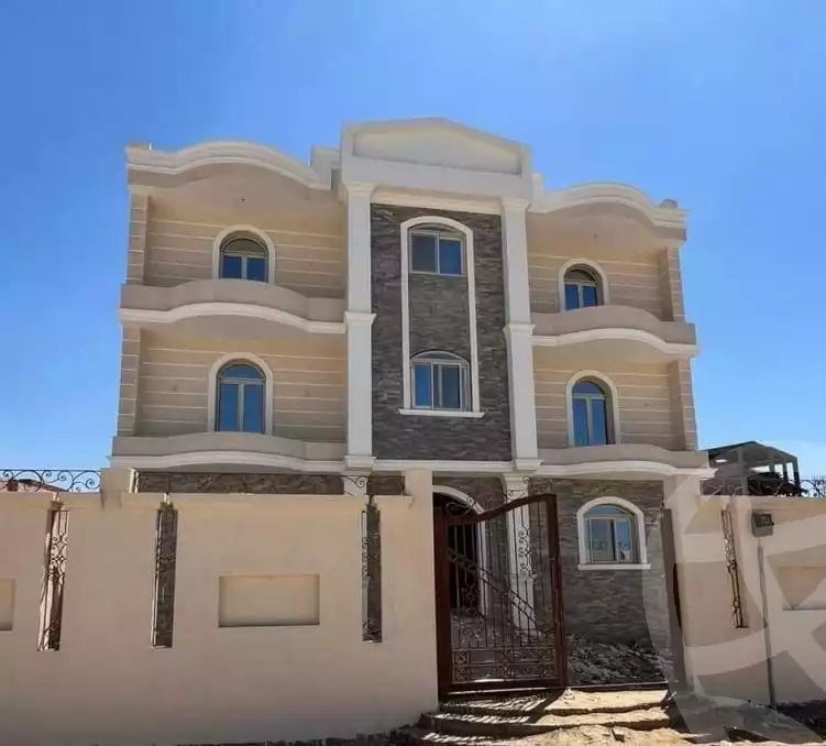 https://aqarmap.com.eg/en/listing/5368722-for-sale-marsa-matruh-marsa-matrouh-city-alam-el-roum-st