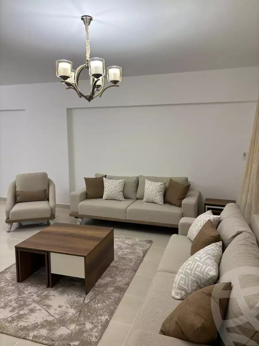 https://aqarmap.com.eg/en/listing/5369880-for-rent-cairo-new-cairo-lrhb-city-phase-7