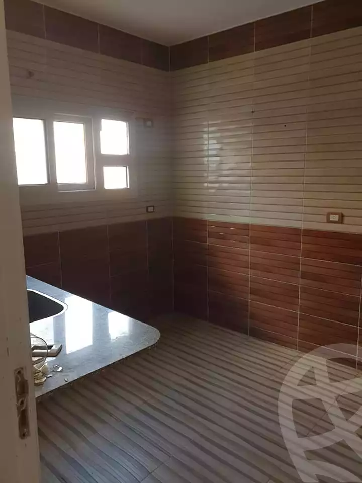 https://aqarmap.com.eg/en/listing/5370574-for-rent-cairo-mokattam-lhdb-l-ly-shr-krym-bnwn
