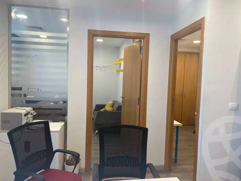https://aqarmap.com.eg/en/listing/5373767-for-sale-cairo-el-sheikh-zayed-city-compounds-capital-business-park