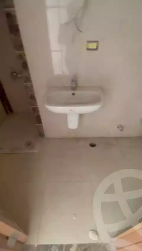 https://aqarmap.com.eg/en/listing/5375455-for-sale-cairo-new-cairo-compounds-porto-cairo-mall