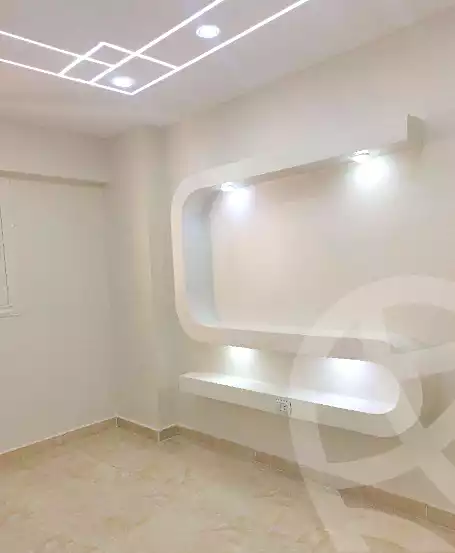 https://aqarmap.com.eg/ar/listing/5377043-for-sale-alexandria-el-hanouvel-rich-home-st