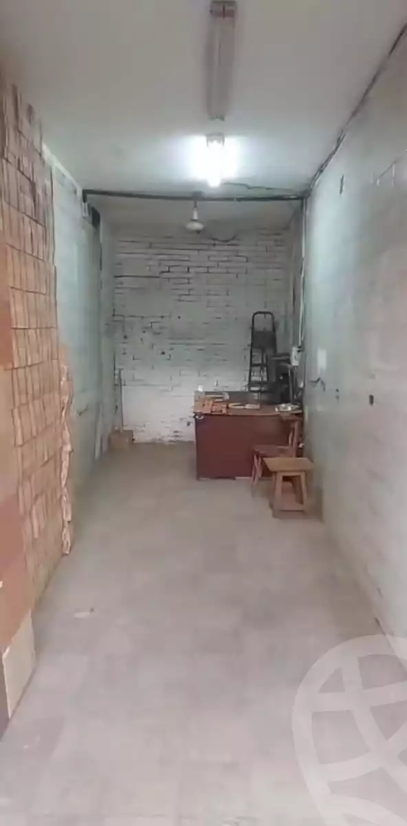 https://aqarmap.com.eg/ar/listing/5377707-for-rent-cairo-downtown-el-darb-elahmer-souk-al-silah-st