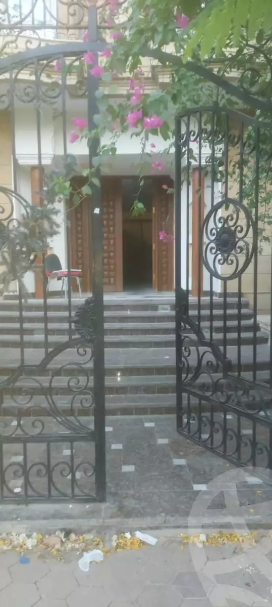 https://aqarmap.com.eg/en/listing/5377736-for-sale-cairo-new-cairo-ganob-el-akadamiya-south-academy-g-sedki-suliman-st