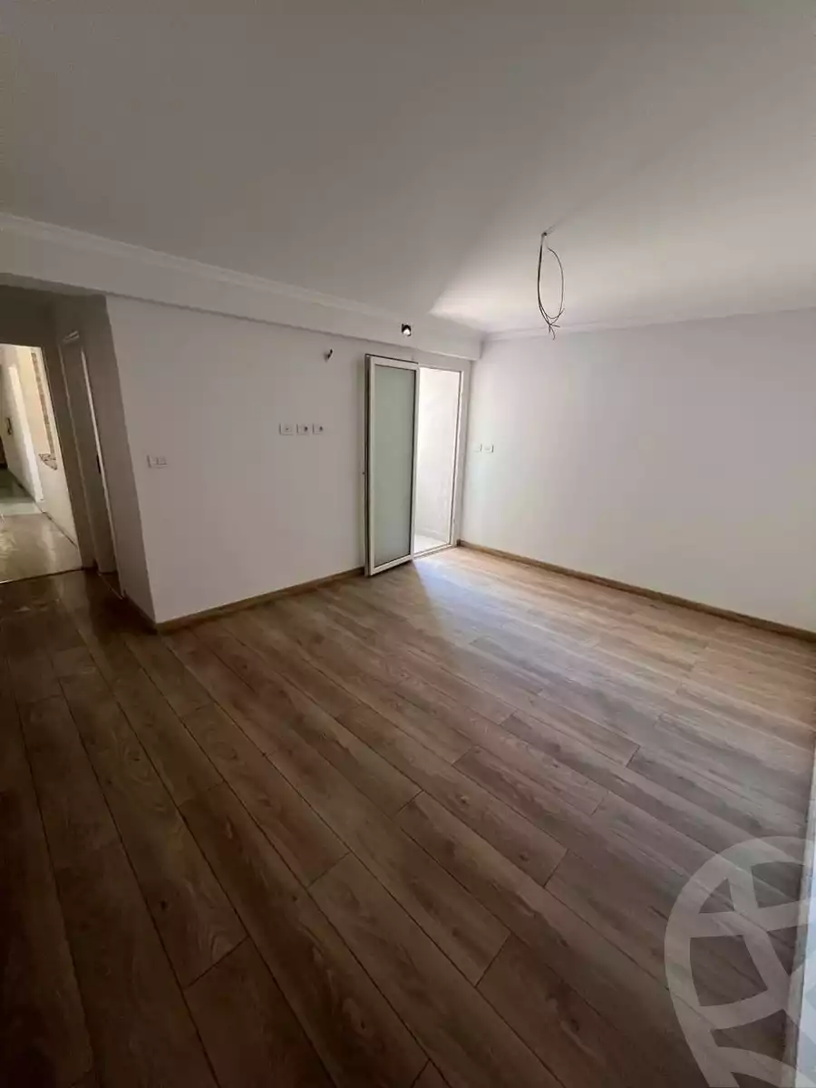 https://aqarmap.com.eg/en/listing/5379016-for-sale-alexandria-smouha-compounds-in-smouha-kmbwnd-jrnd-fyl