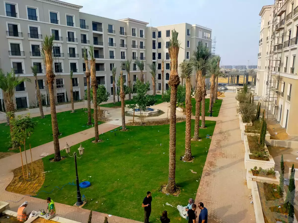 https://aqarmap.com.eg/ar/listing/5379203-for-sale-cairo-el-sheikh-zayed-city-compounds-kmbwnd-fyldj-wyst-dr-llttwyr