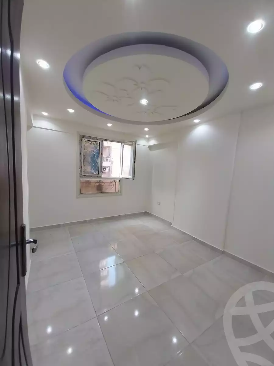 https://aqarmap.com.eg/en/listing/5382279-for-sale-alexandria-sydy-bshr-sydy-bshr-bhry-shr-khld-bn-lwlyd