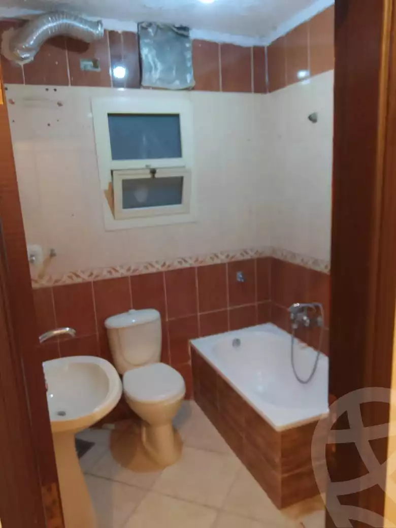 https://aqarmap.com.eg/en/listing/5385049-for-rent-cairo-nozha-2-gesr-el-suez-st