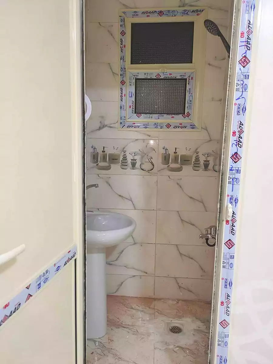 https://aqarmap.com.eg/en/listing/5385331-for-sale-cairo-elnozha-Streettt-27