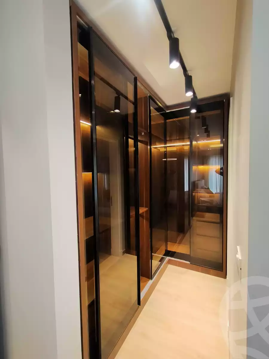https://aqarmap.com.eg/en/listing/5389430-for-sale-cairo-el-sheikh-zayed-city-compounds-kmbwnd-fyldj-wyst-dr-llttwyr