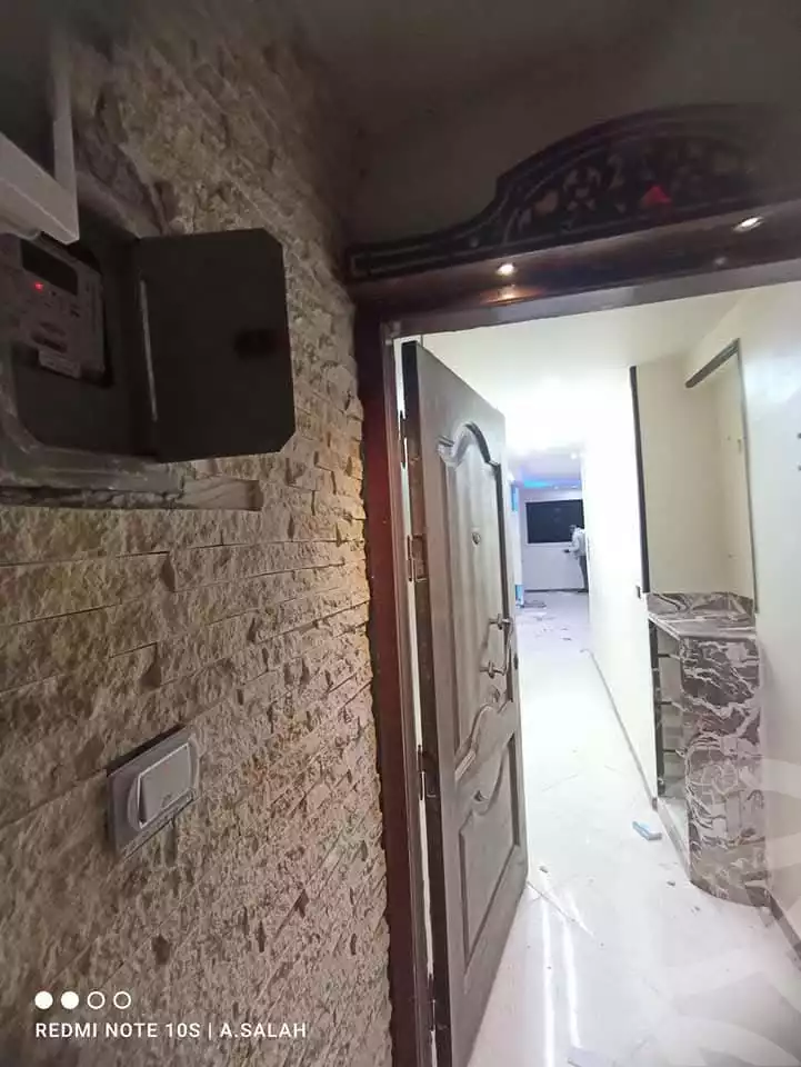https://aqarmap.com.eg/en/listing/5392780-for-sale-cairo-helwan-hadayek-helwan-el-eshrein-st