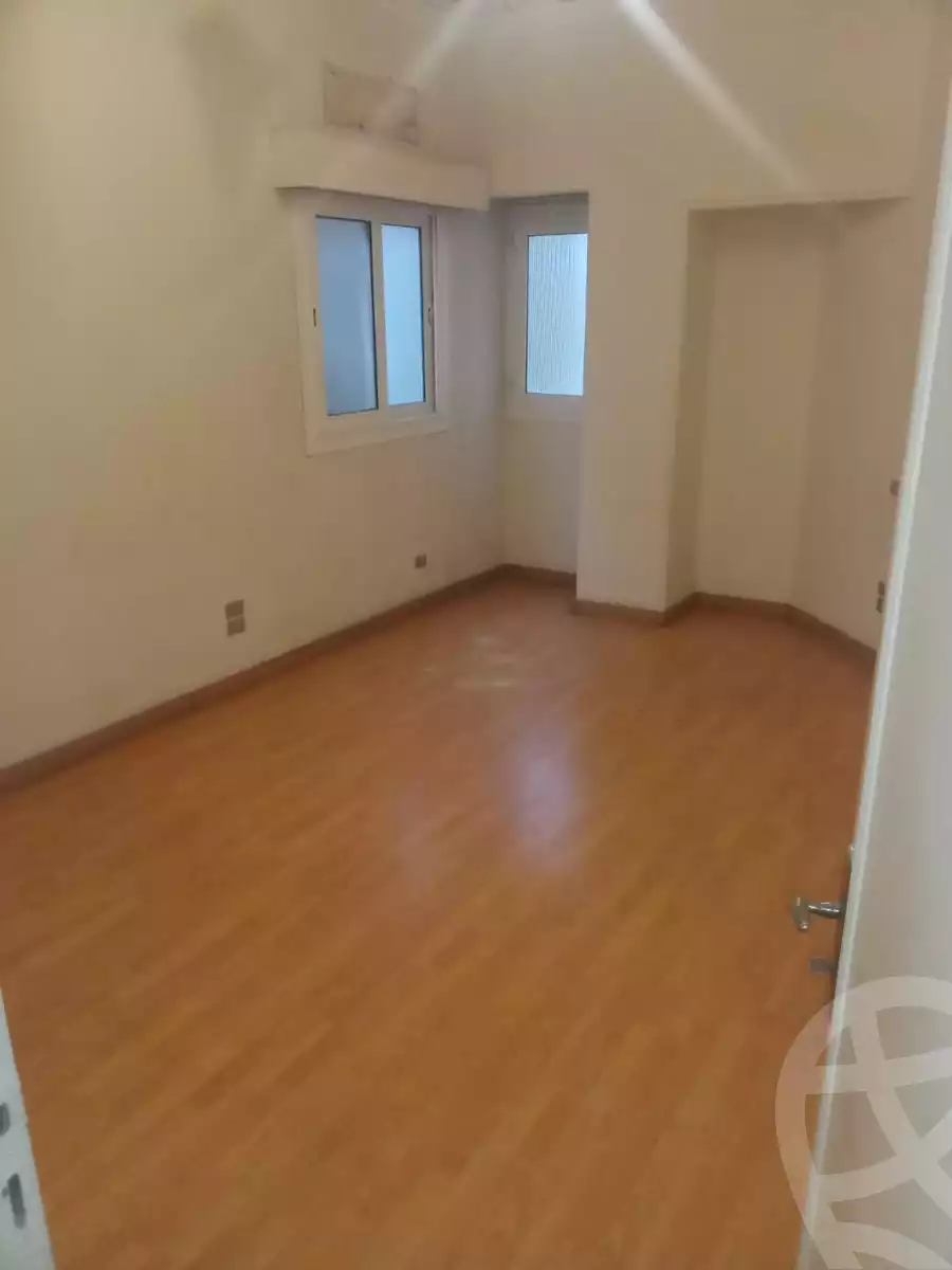 https://aqarmap.com.eg/ar/listing/5393618-for-rent-cairo-downtown-el-tahrir