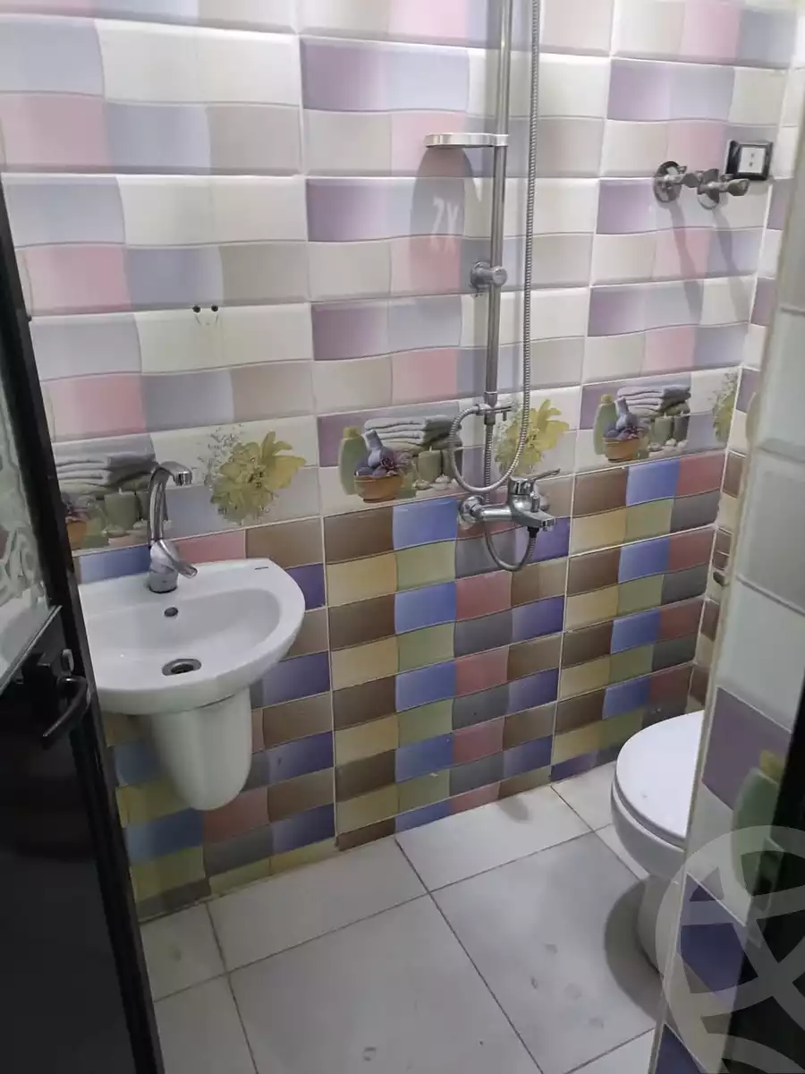 https://aqarmap.com.eg/en/listing/5393678-for-rent-cairo-ain-shams-ahmed-esmat-st