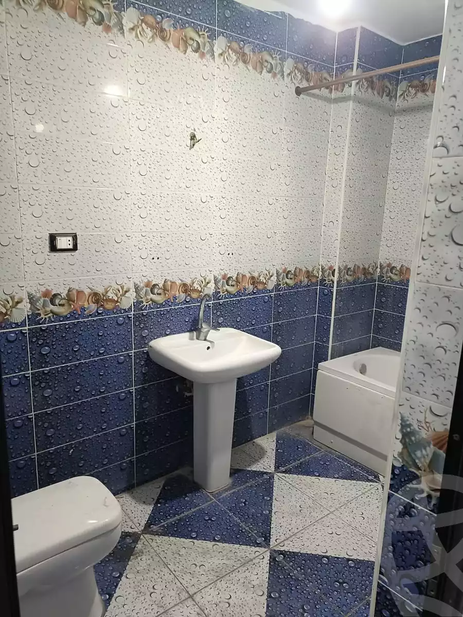 https://aqarmap.com.eg/en/listing/5393678-for-rent-cairo-ain-shams-ahmed-esmat-st