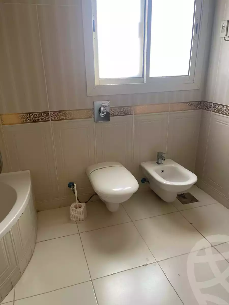 https://aqarmap.com.eg/ar/listing/5396951-for-rent-cairo-el-sheikh-zayed-city-compounds-el-rabwa