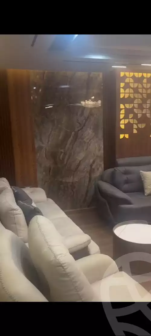 https://aqarmap.com.eg/en/listing/5400360-for-sale-sharqia-zagazig-zagazig-city-tolba-awaida-st
