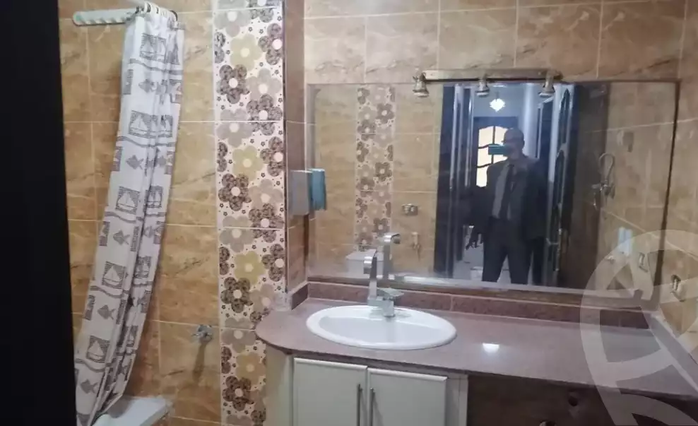 https://aqarmap.com.eg/en/listing/5401349-for-sale-cairo-faisal-kafr-tohormos-queen-nazli-st