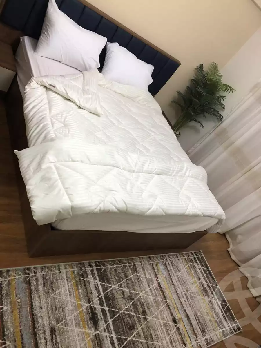 https://aqarmap.com.eg/en/listing/5401452-for-rent-cairo-new-cairo-lrhb-city-mtdd-lrhb-phase-8