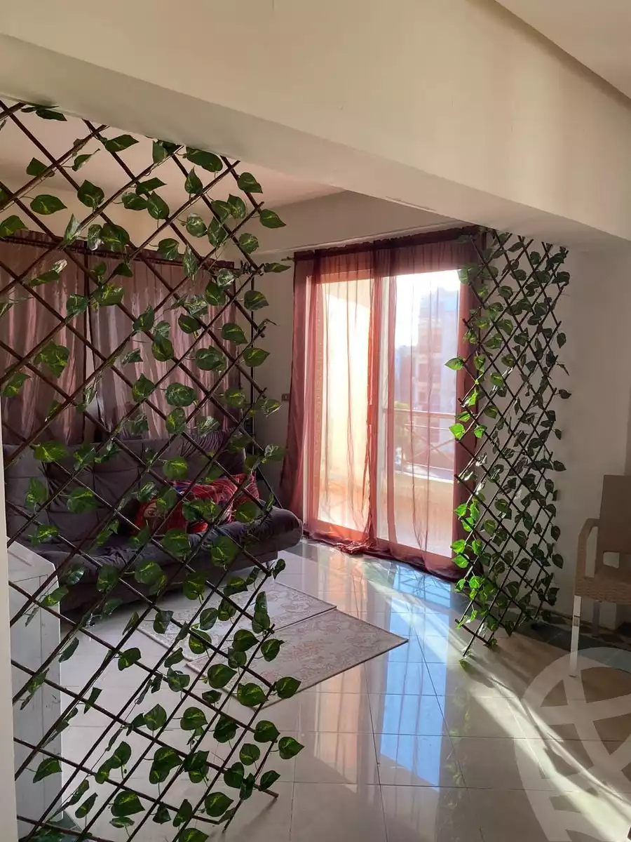 https://aqarmap.com.eg/en/listing/5402576-for-sale-cairo-el-sheikh-zayed-city-compounds-hadayek-el-mohandiseen