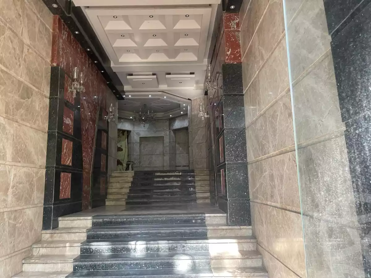 https://aqarmap.com.eg/en/listing/5402926-for-rent-alexandria-kafr-abdo-khaleel-basha-st