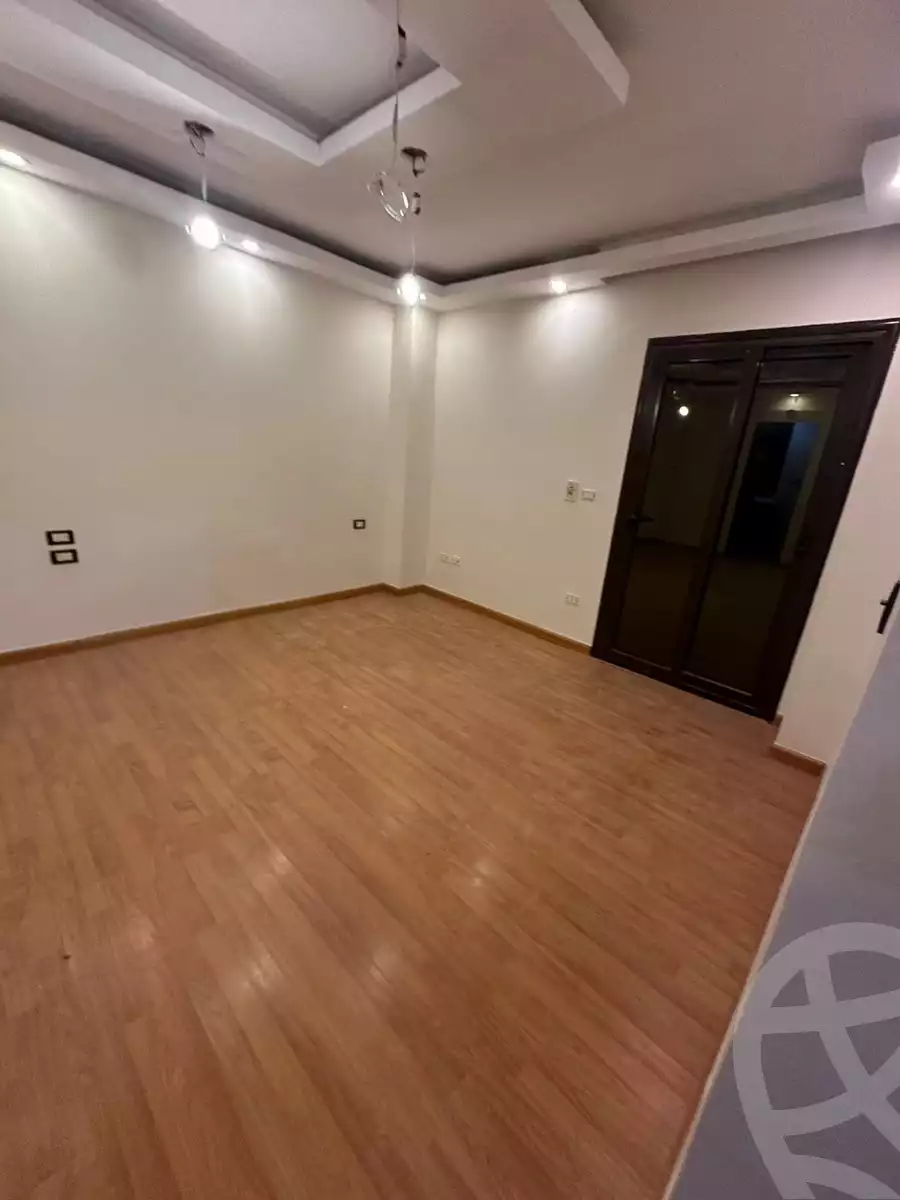 https://aqarmap.com.eg/en/listing/5403230-for-sale-cairo-mokattam-el-hadabah-el-wosta-8th-zone