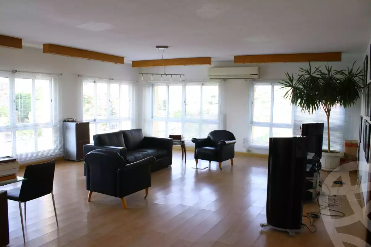 https://aqarmap.com.eg/en/listing/5405673-for-rent-cairo-el-sheikh-zayed-city-compounds-hills-mall