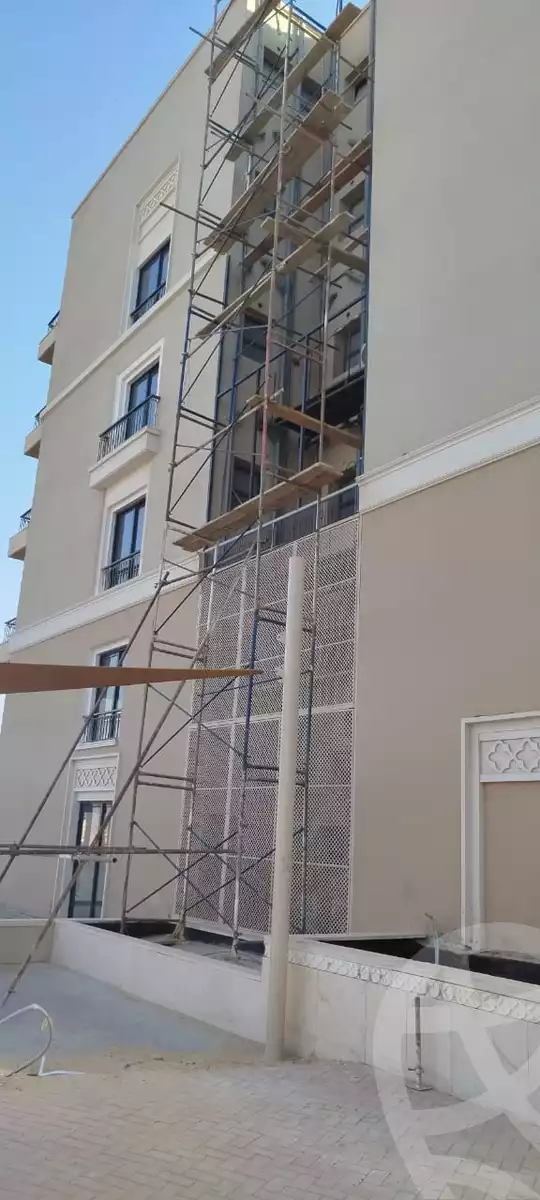https://aqarmap.com.eg/ar/listing/5409051-for-sale-cairo-el-sheikh-zayed-city-compounds-kmbwnd-fyldj-wyst-dr-llttwyr
