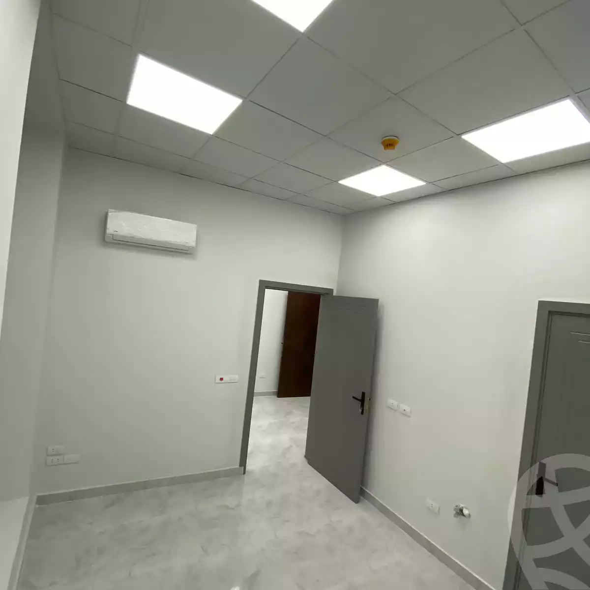 https://aqarmap.com.eg/en/listing/5409331-for-rent-cairo-el-sheikh-zayed-city-compounds-hayat-clinics-mall-al-fayoum-development