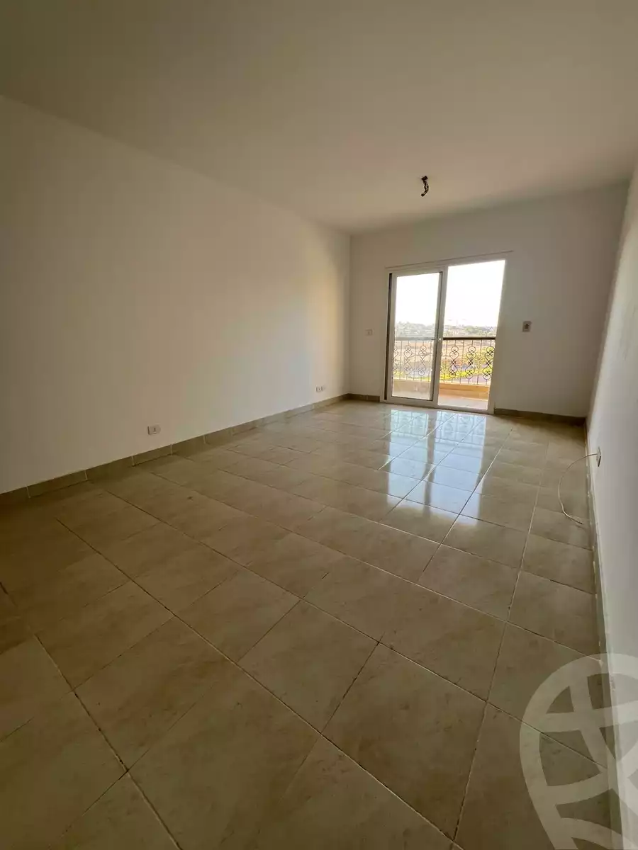 https://aqarmap.com.eg/en/listing/5411035-for-sale-cairo-new-cairo-lrhb-city-mtdd-lrhb-phase-7