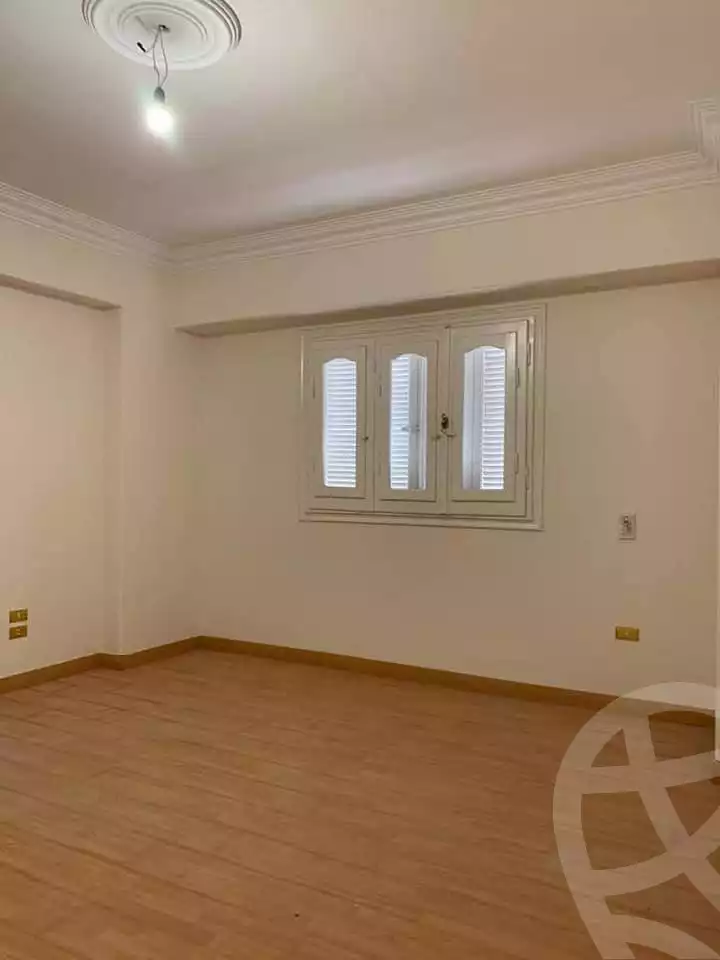 https://aqarmap.com.eg/ar/listing/5411254-for-rent-cairo-mokattam-lhdb-l-ly-shareaa-9