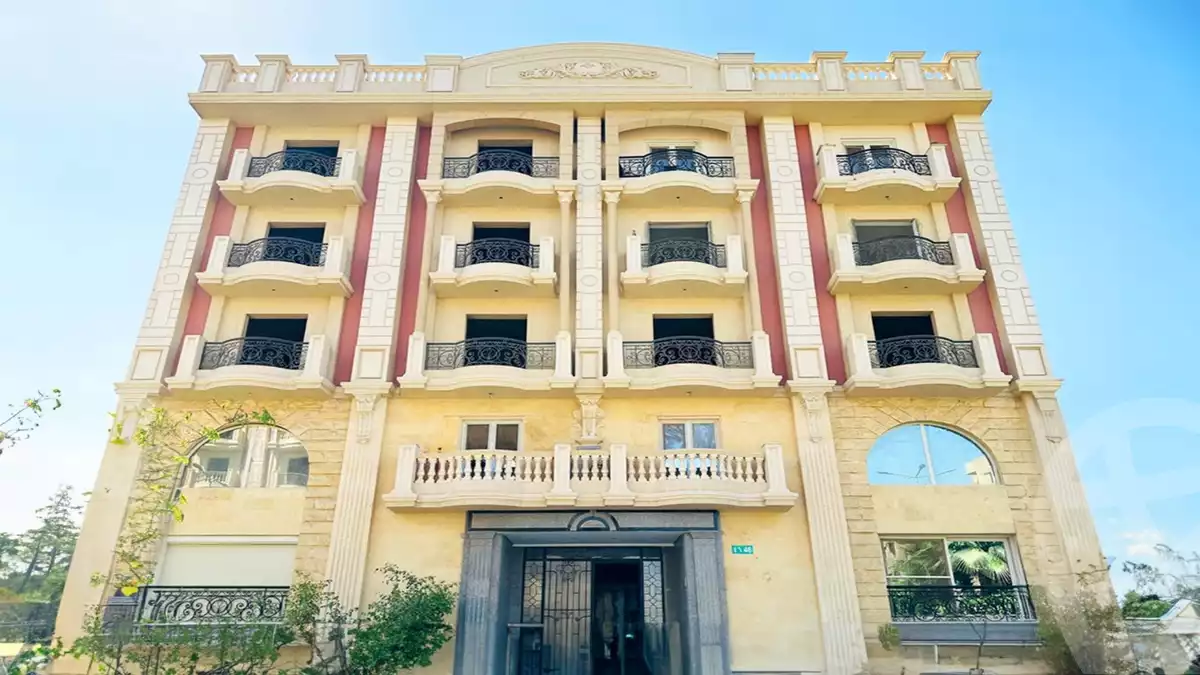 https://aqarmap.com.eg/en/listing/5411897-for-sale-cairo-new-cairo-compounds-el-ashrafia