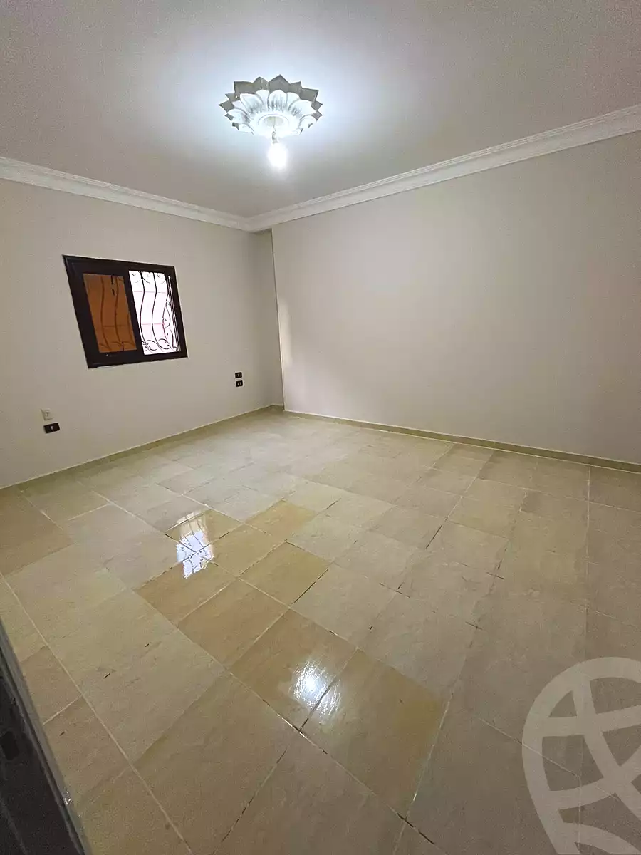 https://aqarmap.com.eg/en/listing/5411971-for-sale-cairo-al-oubour-el-hay-el-taseaa-hussein-riad-st