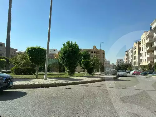 https://aqarmap.com.eg/en/listing/5413866-for-sale-cairo-new-cairo-el-narges-el-narges-omarat-mohamed-sabry-abu-alam-st