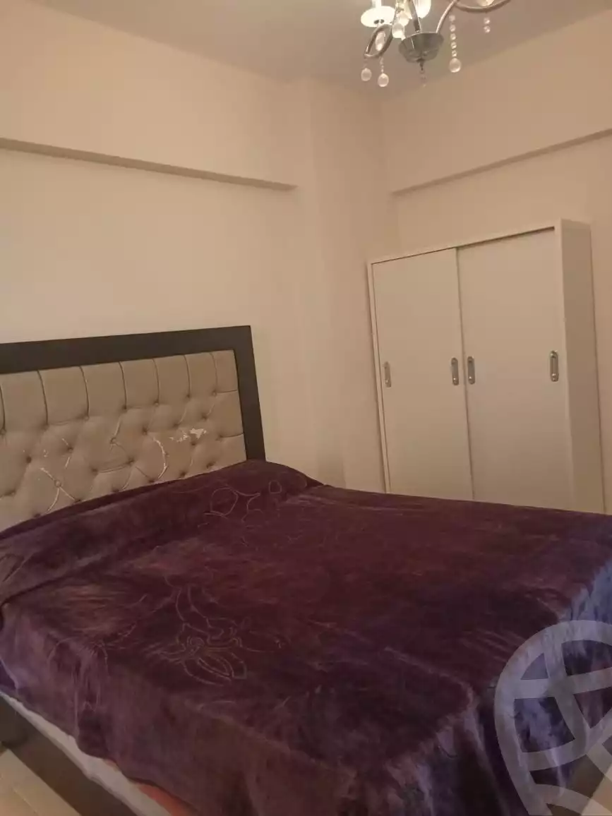 https://aqarmap.com.eg/en/listing/5414246-for-rent-cairo-new-cairo-lrhb-city-mtdd-lrhb-phase-8