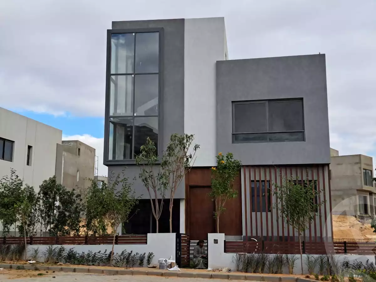 https://aqarmap.com.eg/en/listing/6047774-for-sale-cairo-new-administrative-capital-r7-vinci