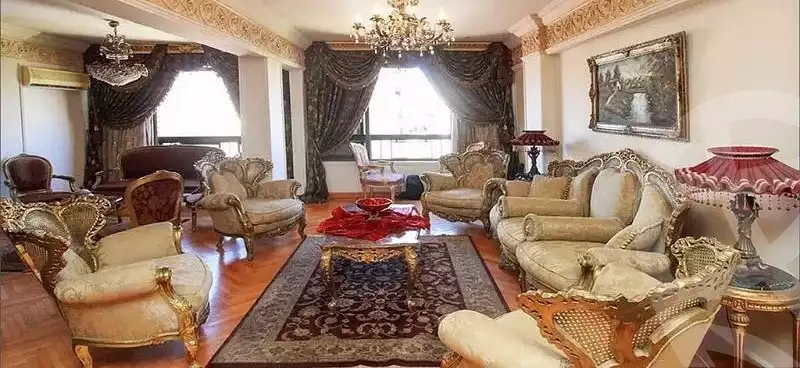 https://aqarmap.com.eg/en/listing/5415338-for-rent-alexandria-lauran