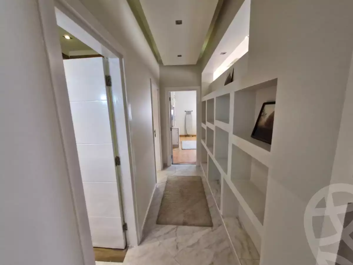 https://aqarmap.com.eg/ar/listing/5417479-for-rent-cairo-new-cairo-compounds-kmbwnd-fyldj-jyt-blm-hylz