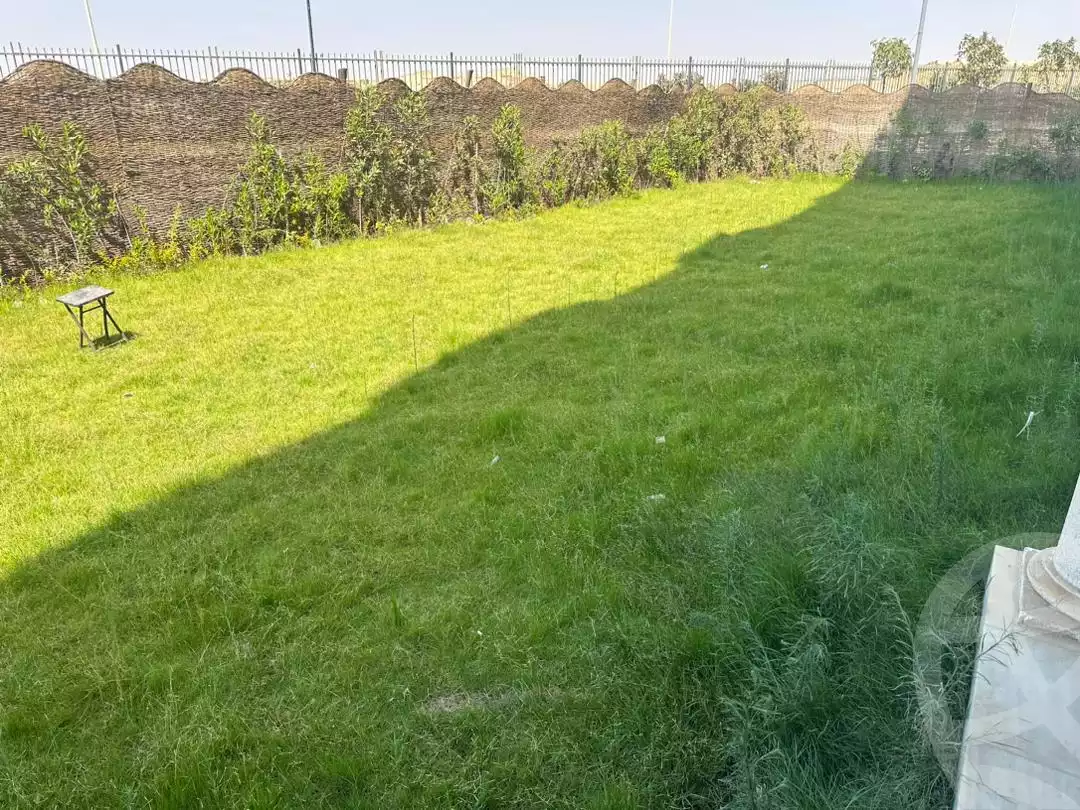 https://aqarmap.com.eg/ar/listing/5417904-for-sale-cairo-new-cairo-compounds-mountain-view-hyde-park