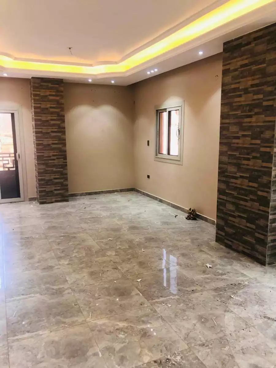 https://aqarmap.com.eg/en/listing/5419005-for-sale-cairo-al-oubour-tryq-msr-sm-yly-lshrwy-el-nakheel-resort-amenhotep-and-october-co-operative-housing